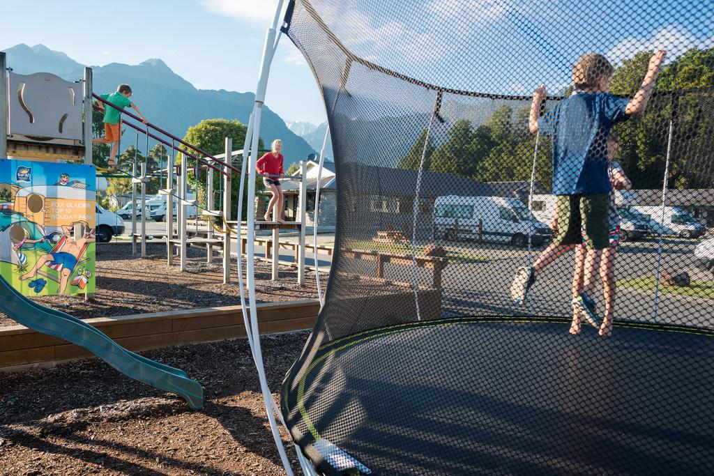 Fox Glacier Top 10 Holiday Park & Motels Exterior photo