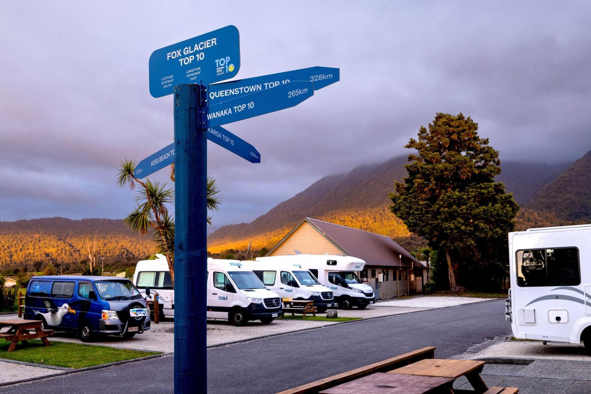 Fox Glacier Top 10 Holiday Park & Motels Exterior photo