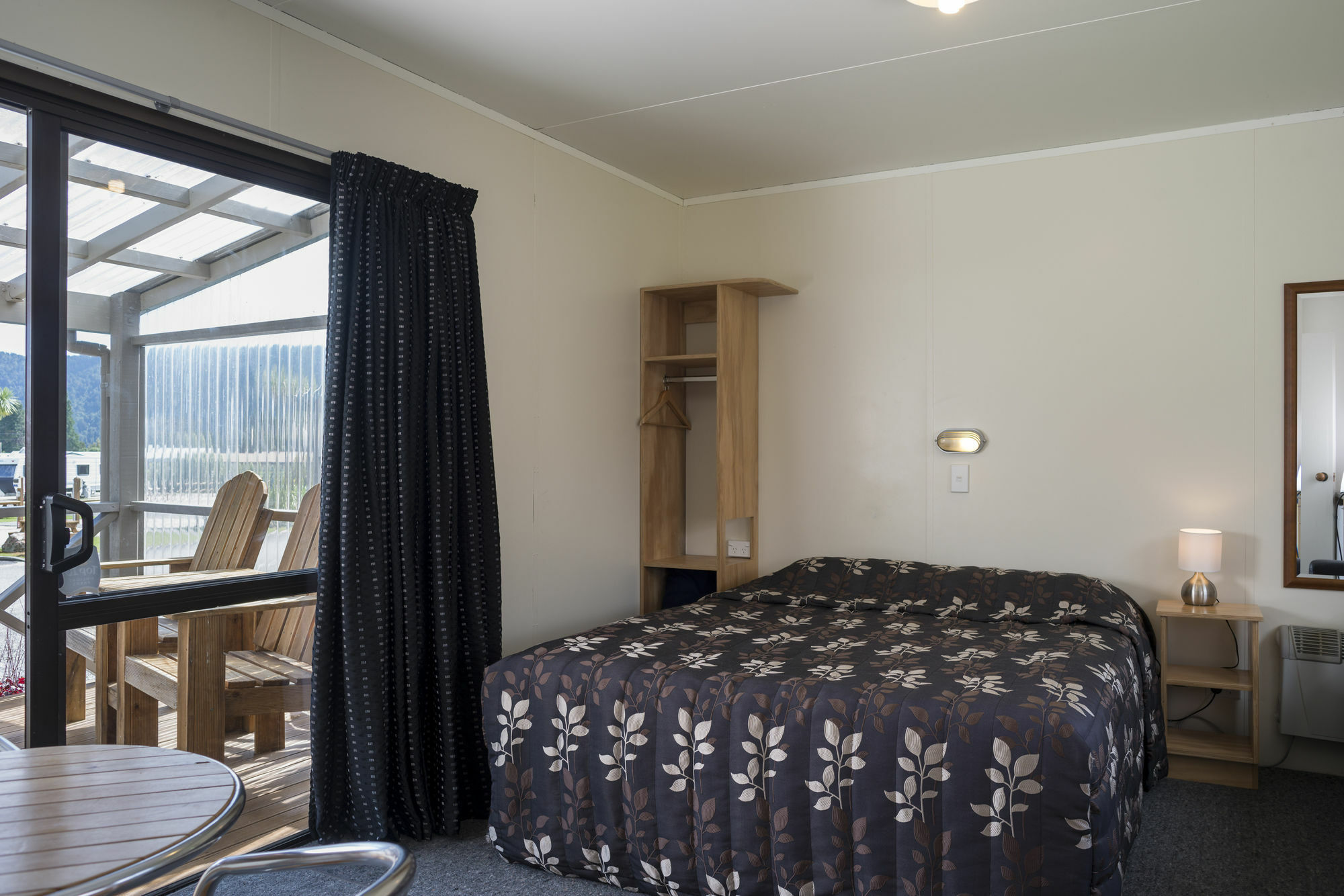 Fox Glacier Top 10 Holiday Park & Motels Exterior photo