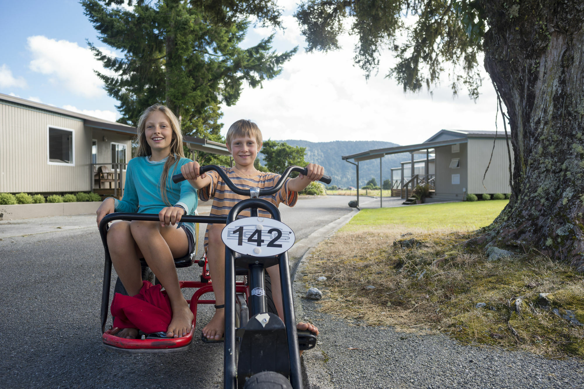 Fox Glacier Top 10 Holiday Park & Motels Exterior photo